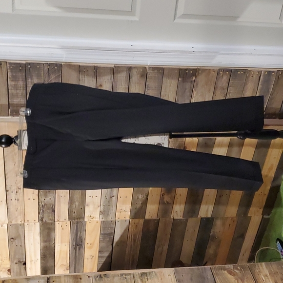 COPY - OSMUN'S 2 piece suit W/ matching red tie. - Picture 4 of 11